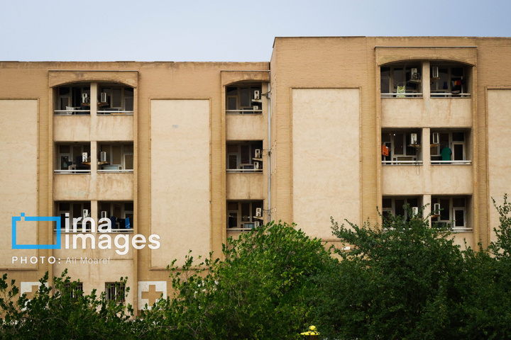 زندگی دانشجویی با خاتمی و رونالدو