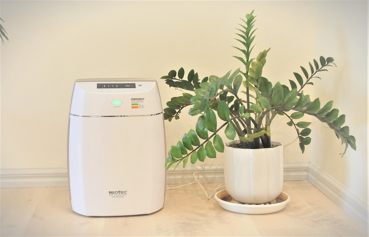 دستگاه تصفیه هوا