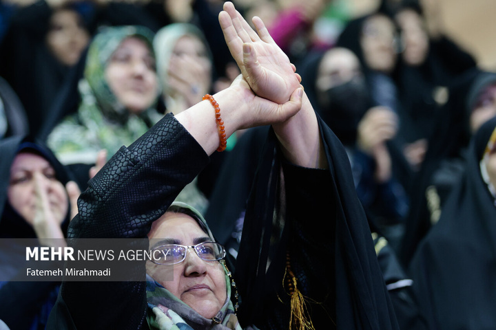 جشن بزرگ ایران بانو