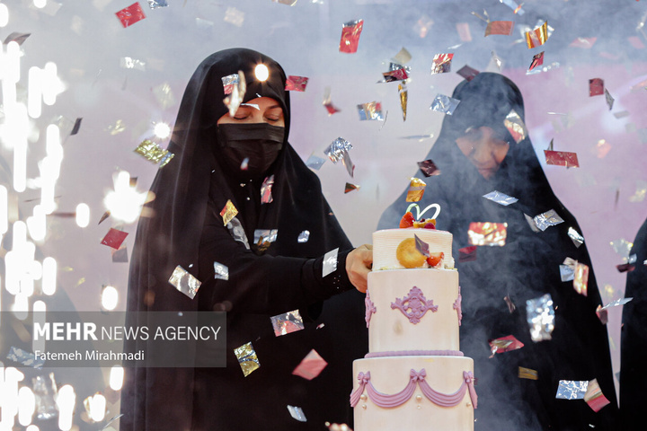 جشن بزرگ ایران بانو