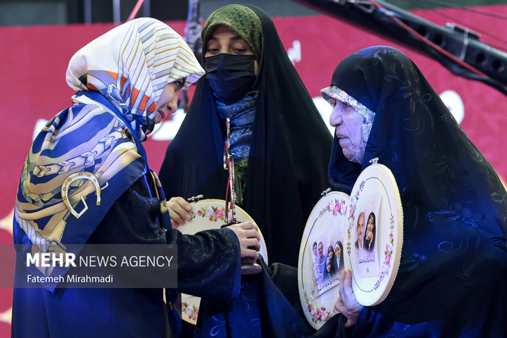 جشن بزرگ ایران بانو