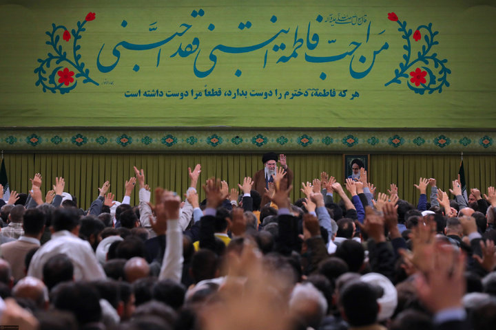 مراسم جشن میلاد حضرت زهرا سلام‌الله‌علیها در حسینیه امام خمینی(ره) با حضور رهبر انقلاب