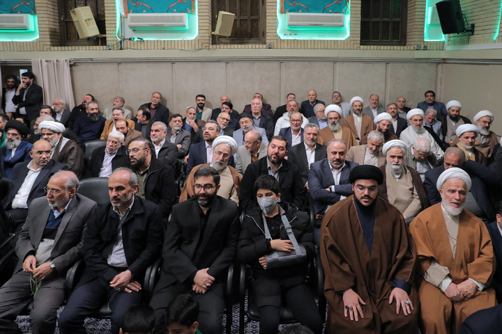 مراسم جشن میلاد حضرت زهرا سلام‌الله‌علیها در حسینیه امام خمینی(ره) با حضور رهبر انقلاب
