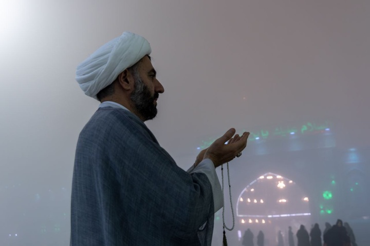 فضای مه‌آلود بین‌الحرمین