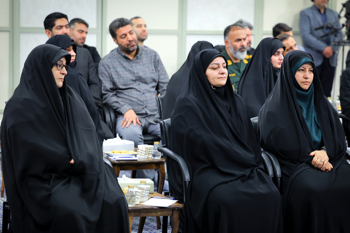دیدار دست‌اندرکاران کنگره شهدای استان البرز