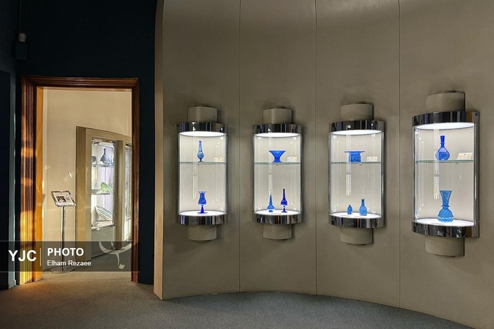 موزهٔ آبگینه و سفالینه‌های ایران