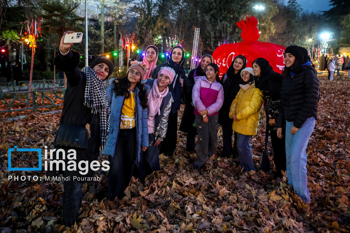 جشنواره نور در یلدای ایرانی