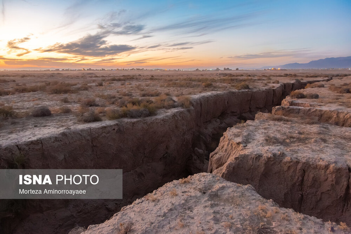 عمیق‌ترین شکاف فرونشست کشور - نیشابور