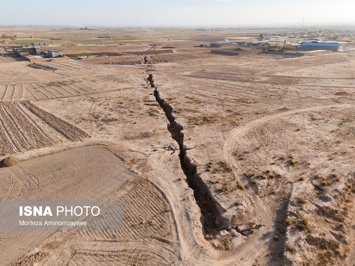 عمیق‌ترین شکاف فرونشست کشور - نیشابور