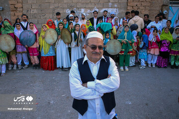 شوشتری‌ها غم به در کردند