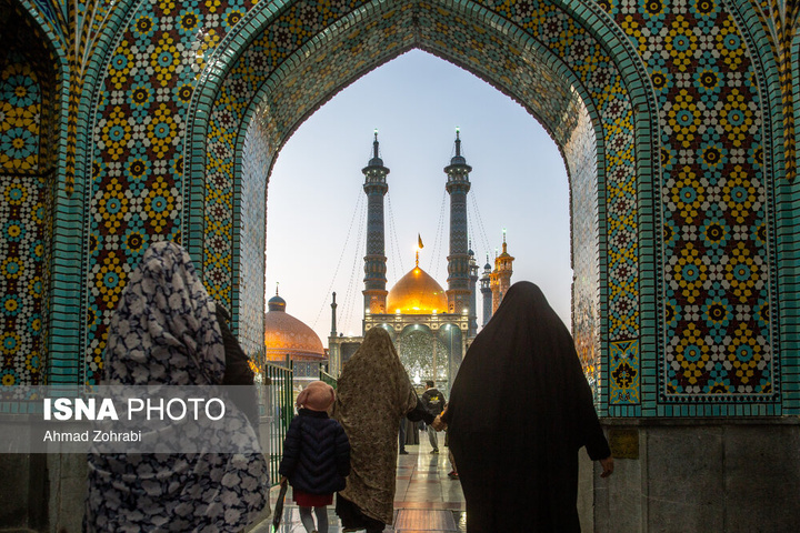 "لیلة الرغائب" در حرم حضرت فاطمه معصومه سلام الله علیها