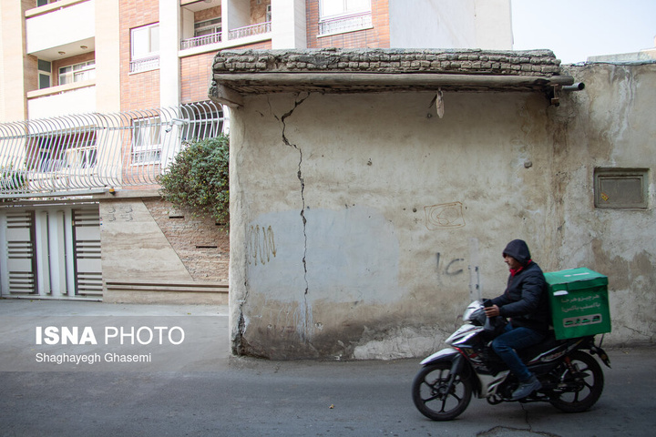 خطر بلعیده شدن اصفهان