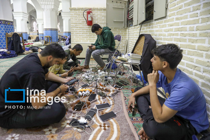 مراسم معنوی اعتکاف در مسجد ملا اسماعیل یزد