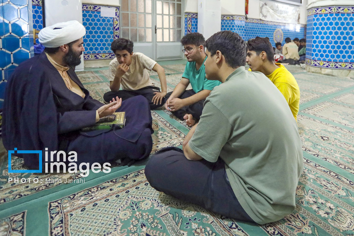 مراسم معنوی اعتکاف در مسجد ملا اسماعیل یزد