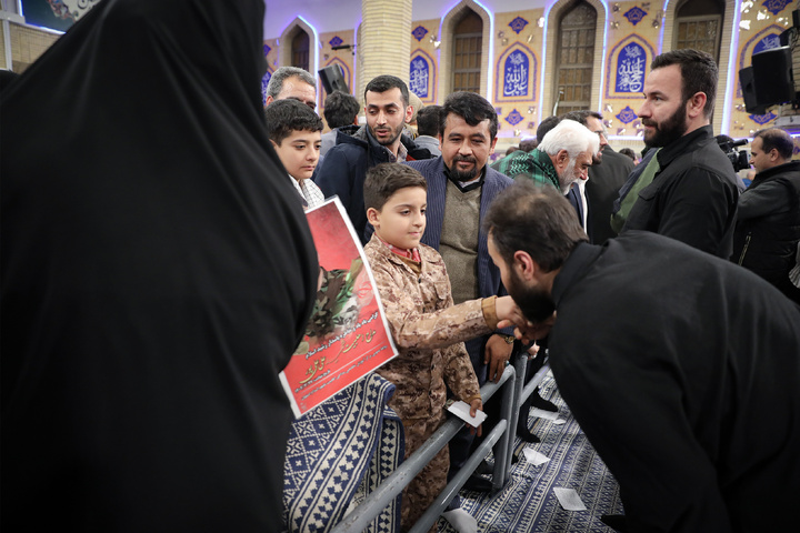 دیدار خانواده شهدای اقتدار با رهبر انقلاب در روز میلاد امیرالمومنین علیه‌السلام