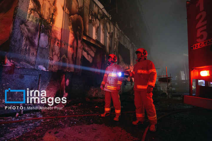 آتش‌سوزی در مجتمع تولید لبنیات کاله آمل