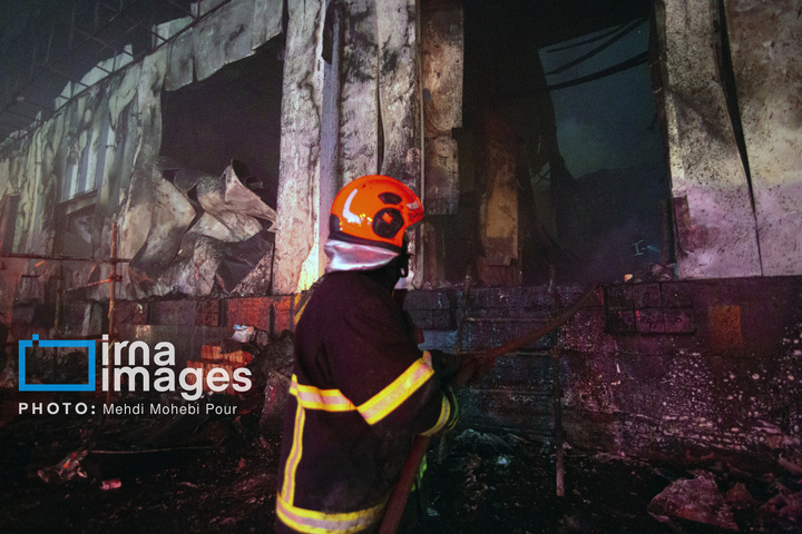 آتش‌سوزی در مجتمع تولید لبنیات کاله آمل