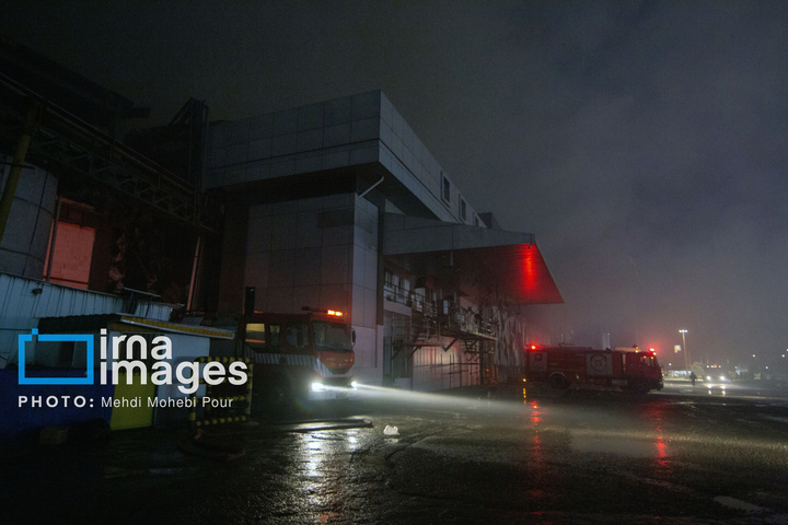 آتش‌سوزی در مجتمع تولید لبنیات کاله آمل