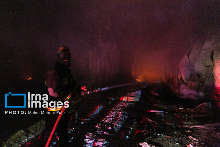 آتش‌سوزی در مجتمع تولید لبنیات کاله آمل