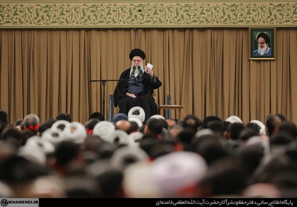 دیدار مردم قم