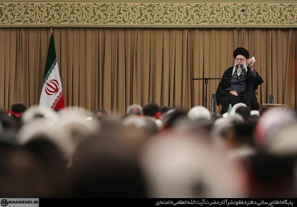 دیدار مردم قم