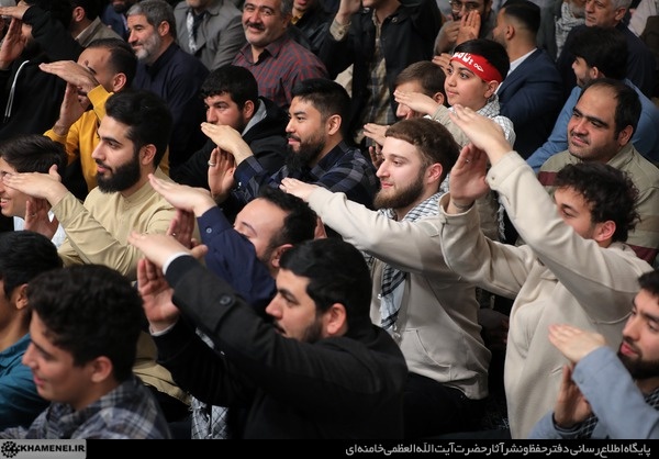 دیدار مردم قم