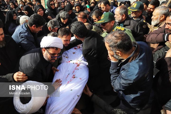 تشییع پیکر شهدای اقدامات تروریستی آمریکا و رژیم صهیونیستی علیه ملت در شهرهای مختلف ایران