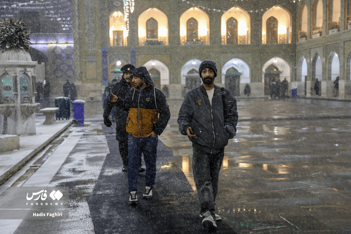 عید مبعث در حرم امام مهربانی‌ها