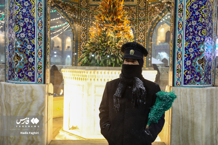 عید مبعث در حرم امام مهربانی‌ها