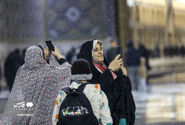 عید مبعث در حرم امام مهربانی‌ها