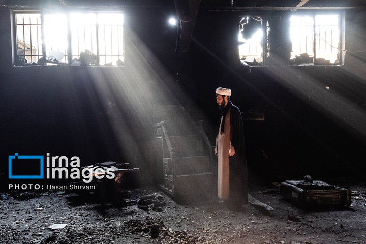 سجده بر مسجد سوخته