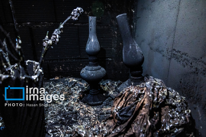 سجده بر مسجد سوخته