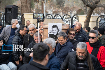 تشییع و خاکسپاری پیکر رضا رویگری