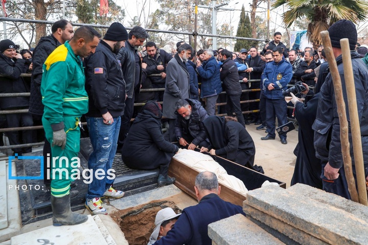 تشییع و خاکسپاری پیکر رضا رویگری