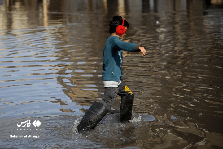 اهواز در آب