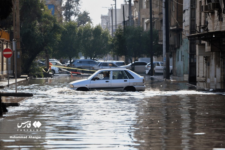 اهواز در آب