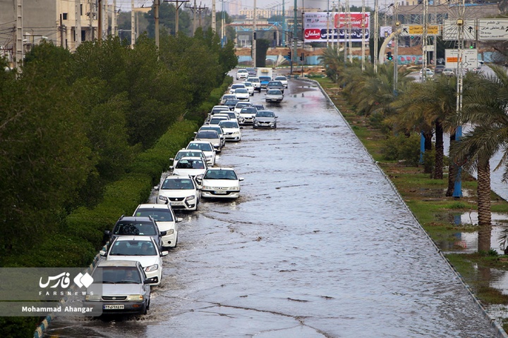 اهواز در آب