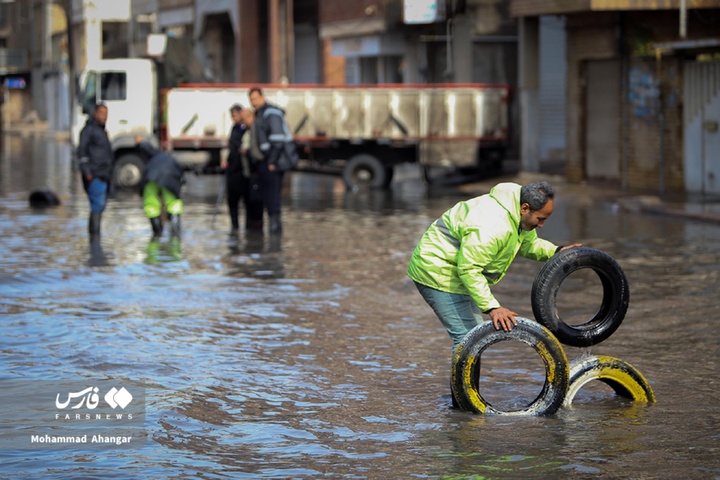 اهواز در آب