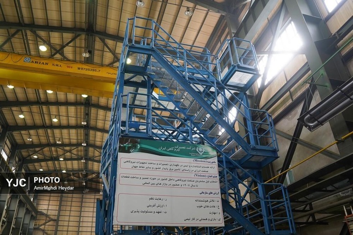 تلاش خستگی‌ناپذیر متخصصان داخلی برای روشنایی ایران