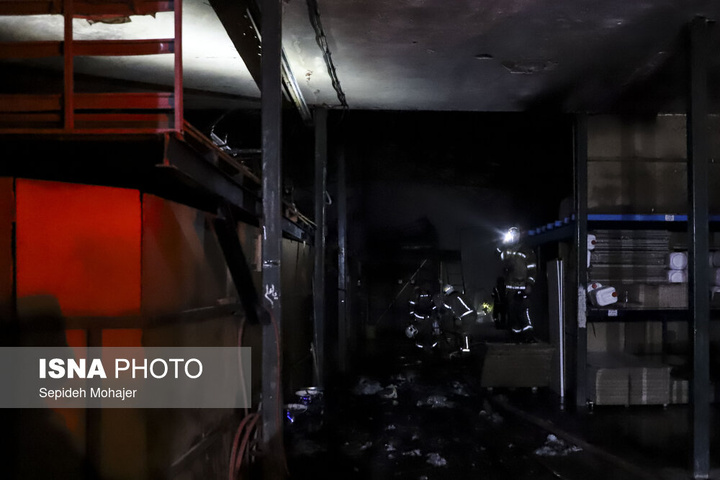 آتش‌سوزی انبار مبل - مشهد