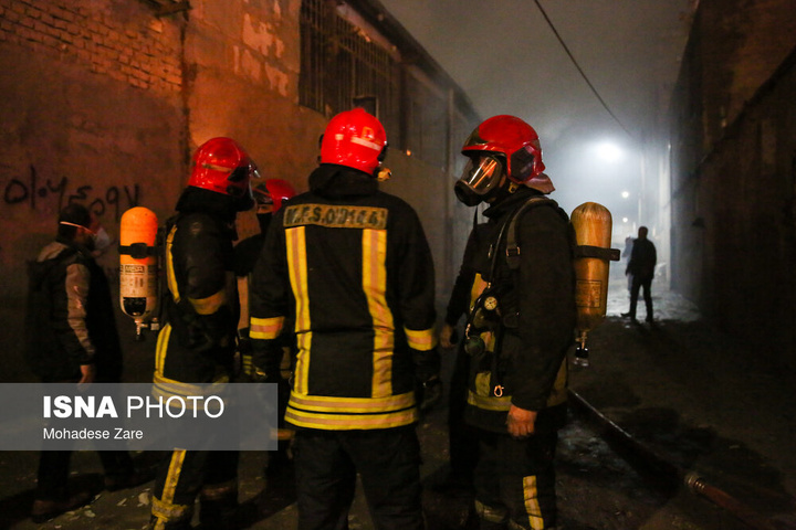 آتش‌سوزی انبار مبل - مشهد
