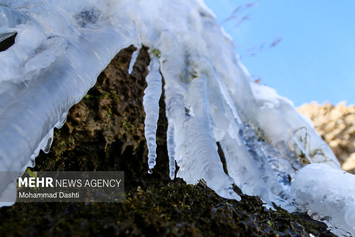 آبشار یخ زده «سردابه» اردبیل