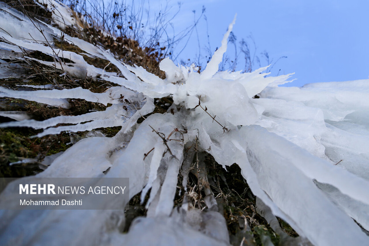 آبشار یخ زده «سردابه» اردبیل