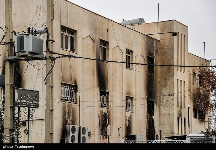 خسارات اغتشاشات اخیر به اماکن عمومی در مرودشت - فارس