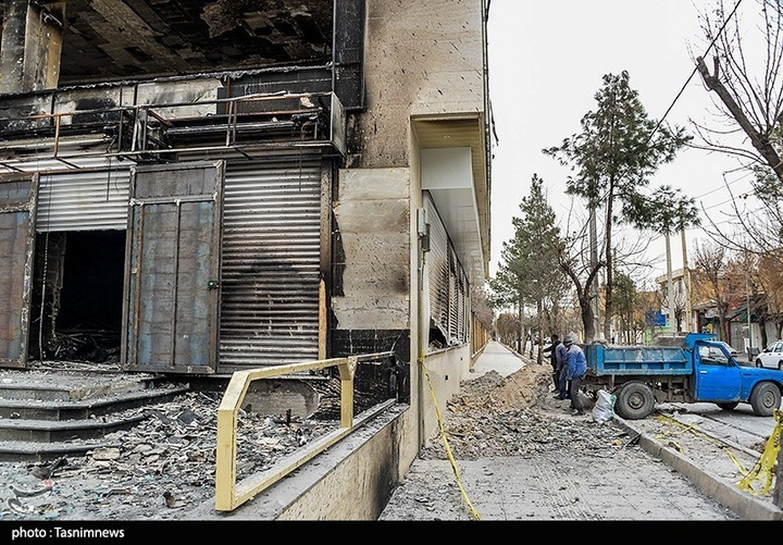 خسارات اغتشاشات اخیر به اماکن عمومی در مرودشت - فارس