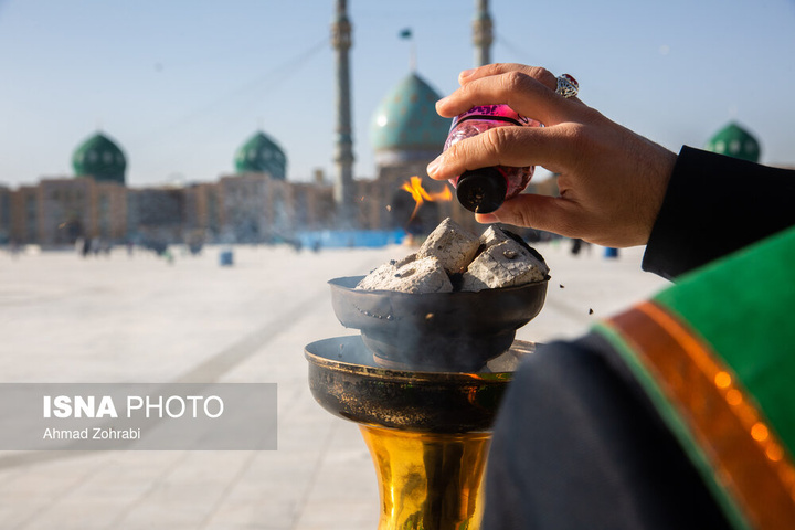 آیین جاروکشی خادمان مسجد مقدس جمکران