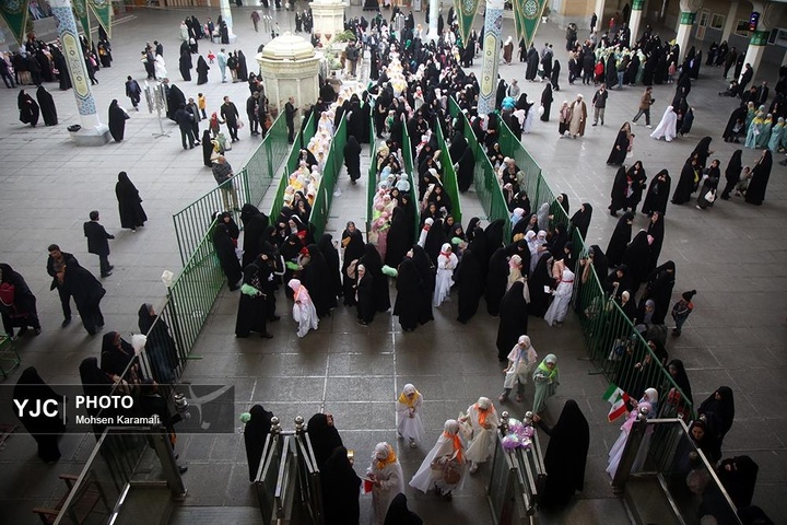 جشن تکلیف ۲ هزار دختر ۹ ساله در حرم کریمه اهل بیت سلام الله علیها
