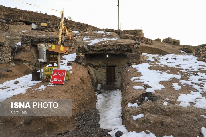 طبیعت برفی روستای دستکند میمند