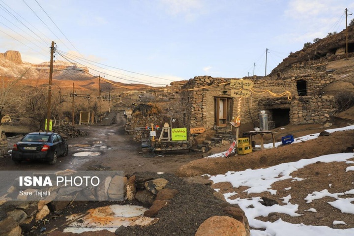 طبیعت برفی روستای دستکند میمند