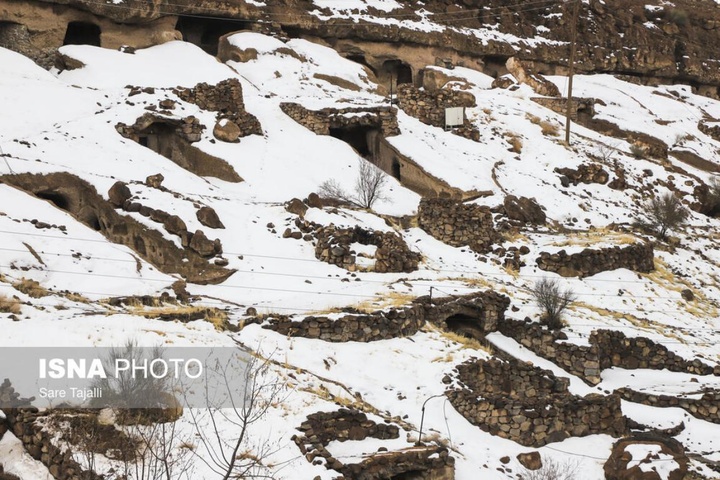 طبیعت برفی روستای دستکند میمند
